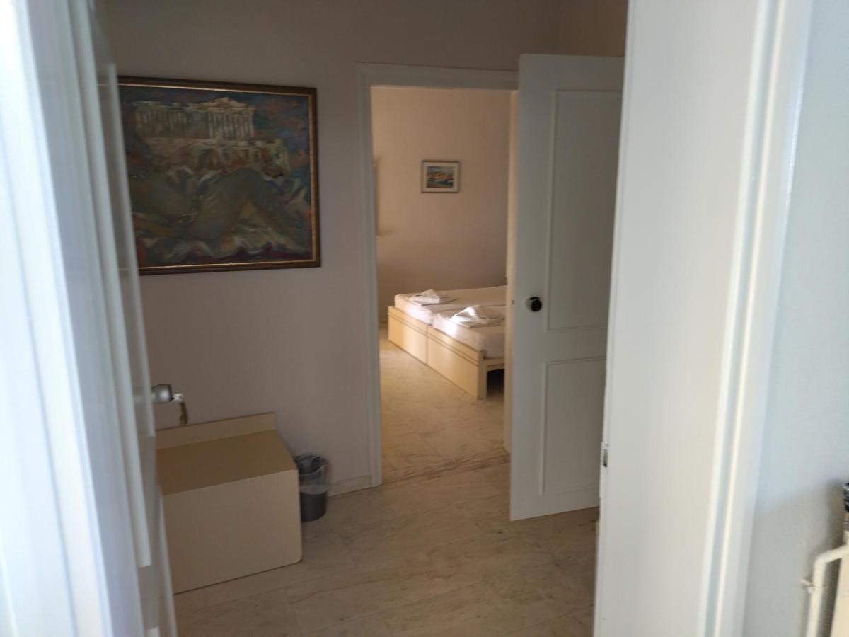 Hotel Haris On The Beach Agia Marina Buitenkant foto