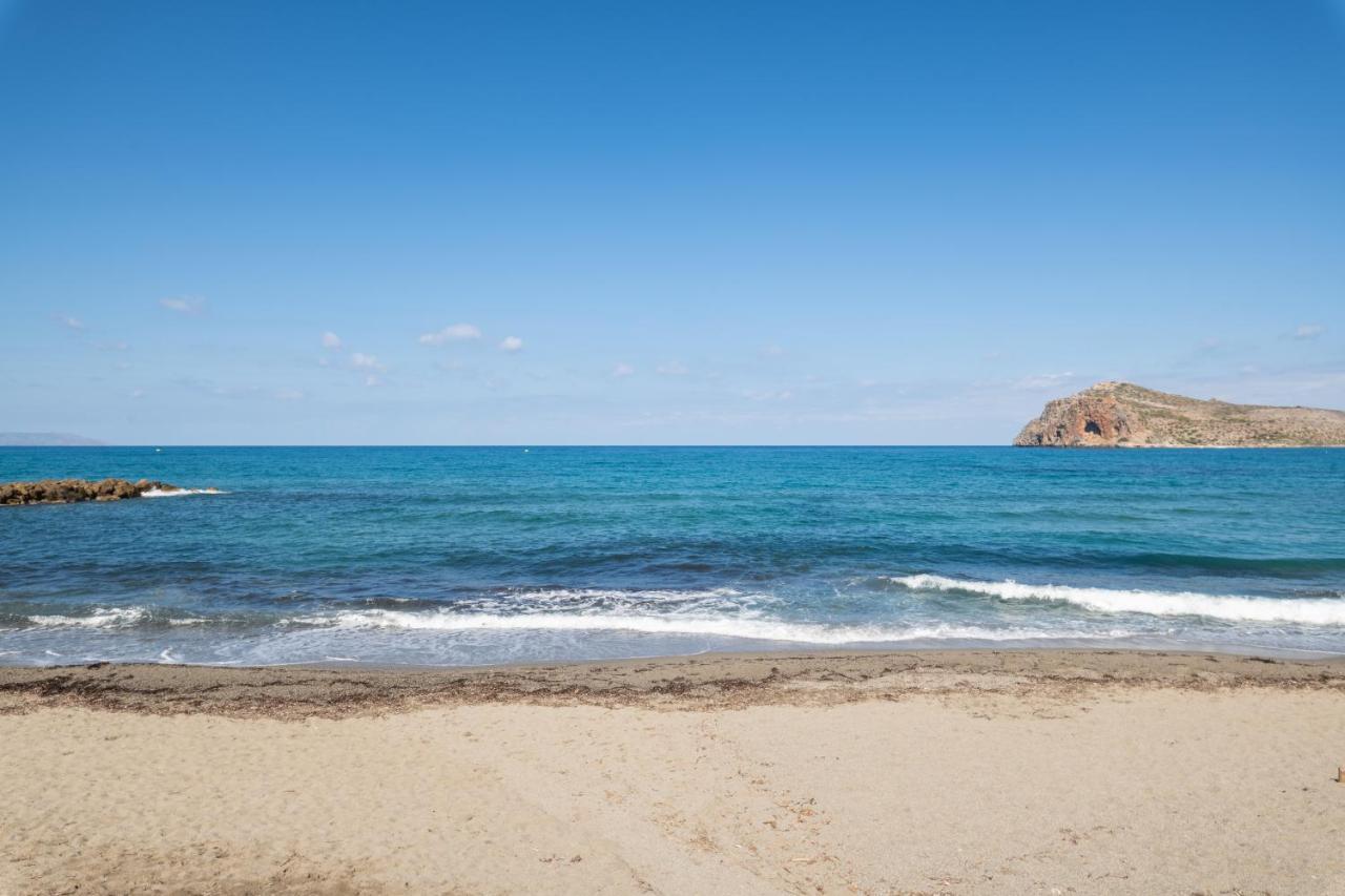 Hotel Haris On The Beach Agia Marina Buitenkant foto