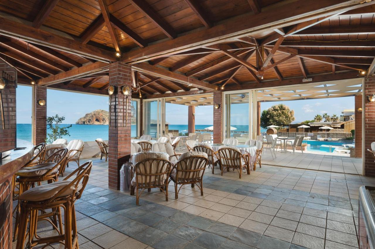 Hotel Haris On The Beach Agia Marina Buitenkant foto