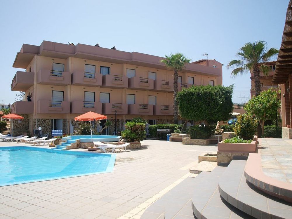 Hotel Haris On The Beach Agia Marina Buitenkant foto